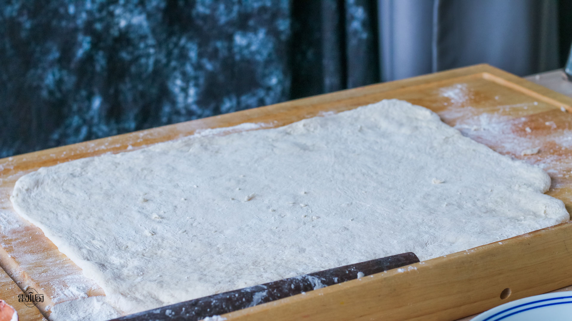 懒人早餐饼,不用揉面,筷子搅一搅,做出来的饼比面包还松软