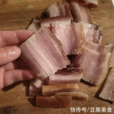 汁儿|明天要上班，今天吃大餐酱腊肉