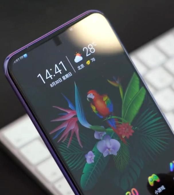 最美|最美全面屏中兴全球首发屏下摄像手机，却被小米吊打