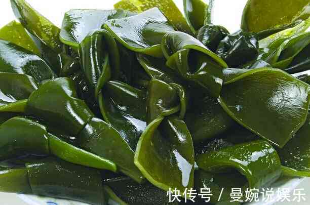 乌黑|每天睡前常吃点它,白发悄悄变回黑发,拥有乌黑亮丽的秀发!