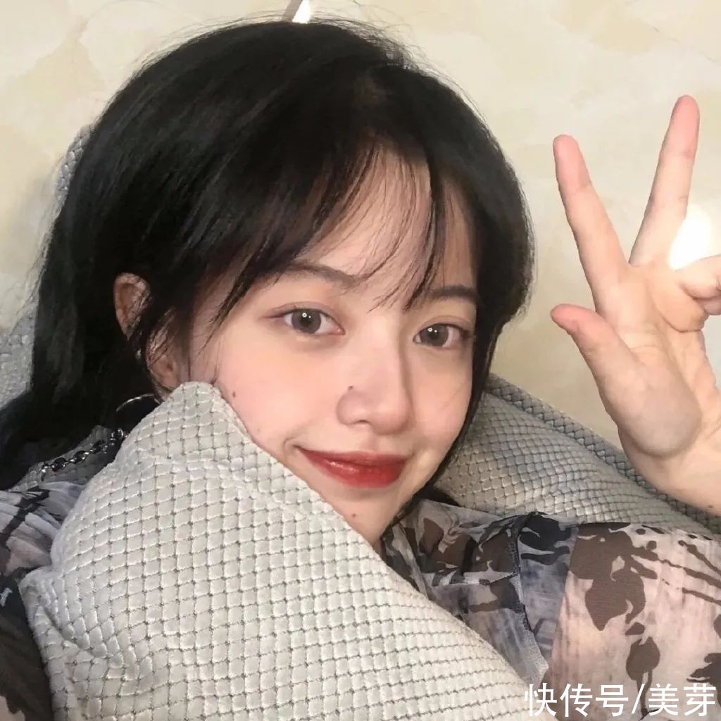 今年的七月是夏日迟迟 树影流动|今日头像 | 树影