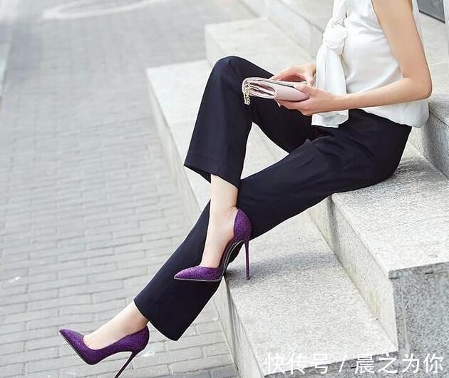 高跟鞋 尖头细脚高跟鞋,显现女人高贵的气质,衬托出性感迷人的气息!