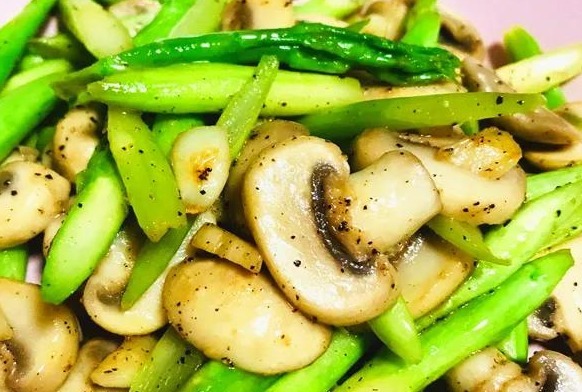 夏天多吃此菜,鲜嫩脆爽低脂低卡比肉香,最适合减肥党!还掉肉