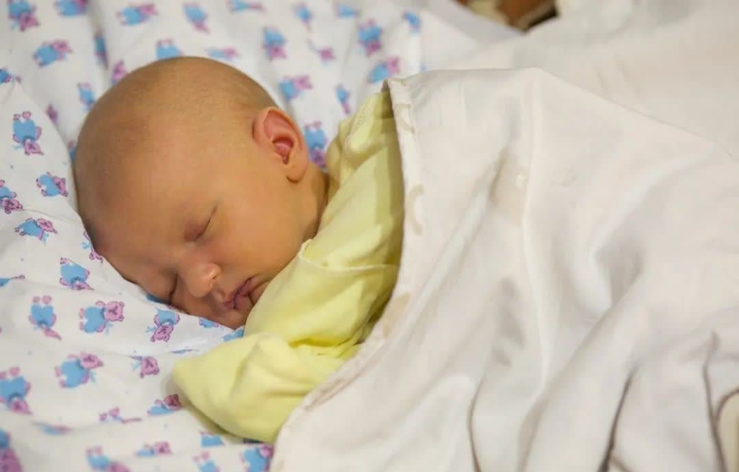 病理性黄疸|新生儿为什么会出现黄疸?该如何应对?关于黄疸你想知道的在这里