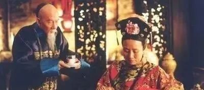 发现|李鸿章墓被挖,发现两块30斤重的金砖,专家鉴定后摇头说了18个字