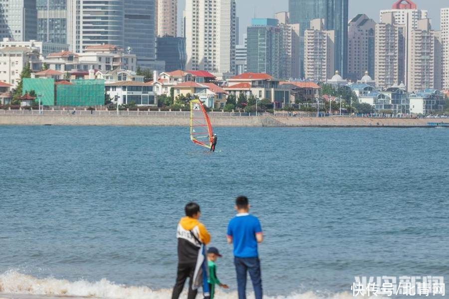 三浴海滩定格浪漫