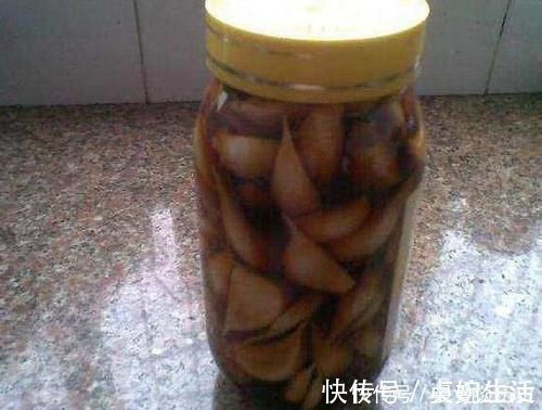 垂钓|蚯蚓钓鱼已成过去,大蒜将取代蚯蚓,让你比原来翻三倍,满载而归