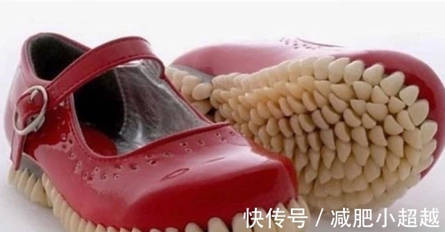 牙齿 别再只知道匡威了,这双“牙齿鞋”设计逆天,敢穿上走路的是大神