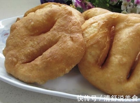 3个红薯，打2个鸡蛋，做家人爱吃的小零食，外脆里软，总不够吃