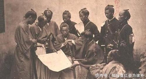  翻译成|日本有一个奇葩的姓氏，不管取什么名，翻译成中文都很搞笑