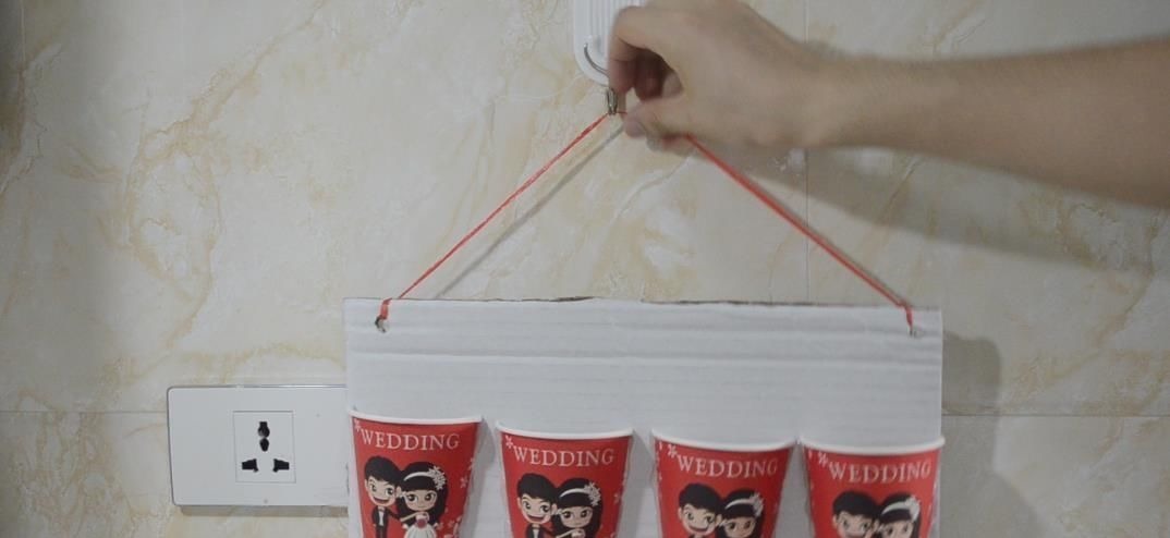 一次性纸杯这样改造一下, 放在卫生间里有大用处, 看完你会感谢我的