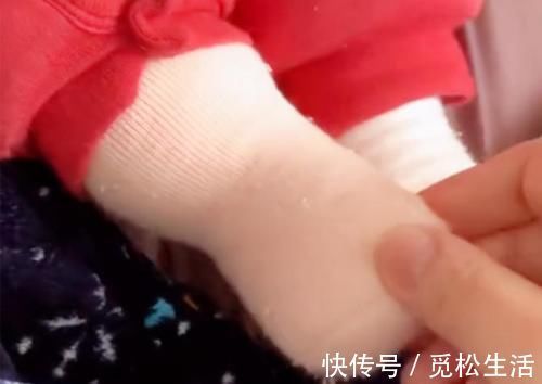 思维能力|宝宝“讨人嫌”的2个动作,家长先别生气,这是大脑在发育的表现