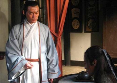 现实生活中|梁山中绝不能交的三个好汉，现实生活中也很常见，遇到后尽量远离