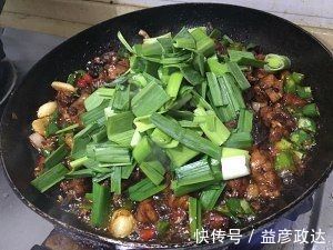 家常炒鸡|家常鸡的食谱,简单可口的炸鸡方法,实在是太好吃了,吃不饱