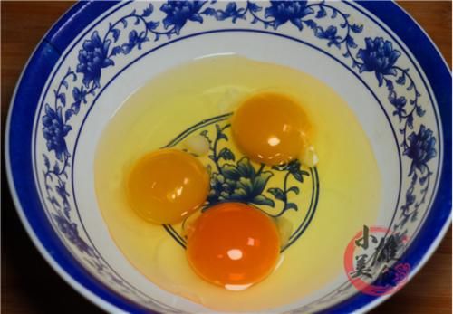 年薪38万大厨做的“西红柿炒鸡蛋”，操作手法太牛了，顺序是关键