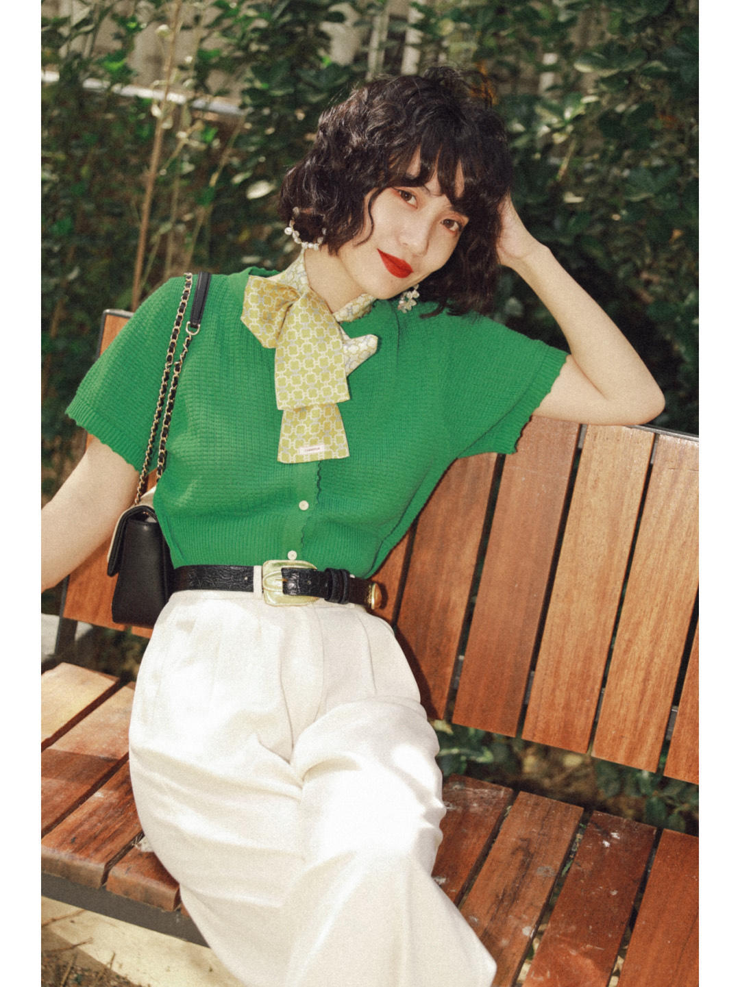 时尚|想要穿出少年感!不如试一试马甲衬衫+黑色西装裤,高级又时尚!