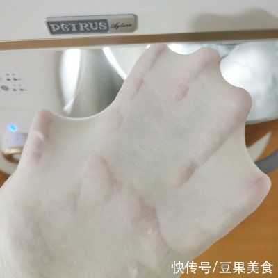 美味|香葱肉松面包卷这样做，营养又美味