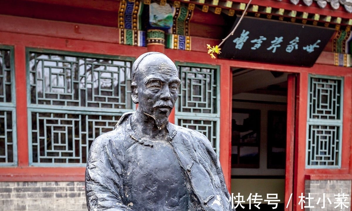 诗作#曹雪芹的诗博大精深,细品他十首诗,立意新奇,充满灵性,真佩服