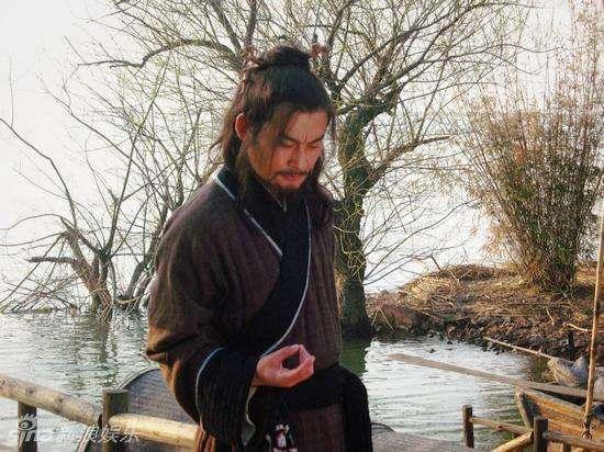 方腊|方腊军中有人看出了梁山的未来,梁山这边,他两人也看出来了