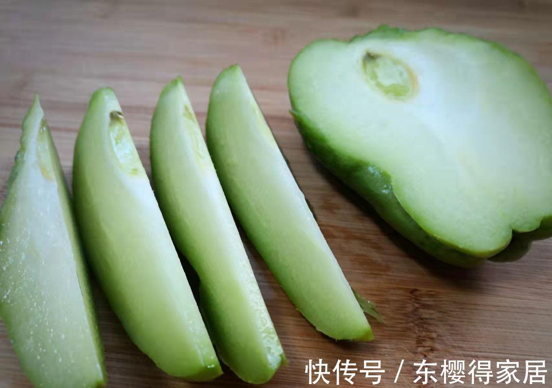 这瓜既是水果又是菜，疏肝止咳本领大，加鸡蛋一炒，比黄瓜更美味