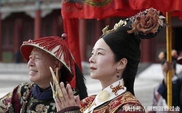 太监!李莲英为人处世16字箴言,难怪事业能这么成功,中年人值得一看