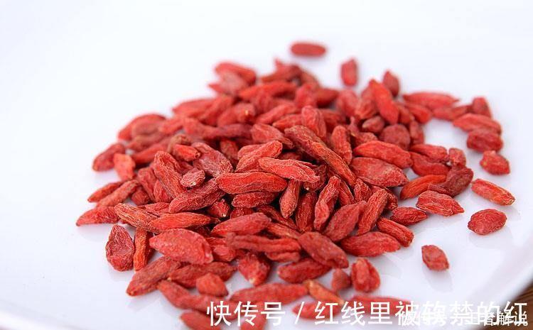 龙葵龙葵|女性到了中年推荐常吃3种食物，排毒淡斑，清理体内毒素