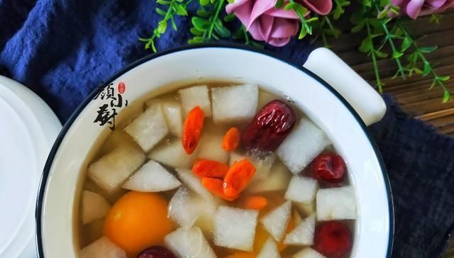  简单|金桔和它真是天生一对，简单一煮，润肺止咳，清甜好喝不上火