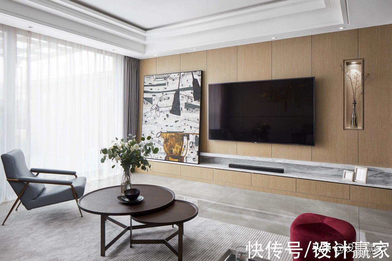 女主人|240㎡叠拼,简洁大气的现代别墅,150万打造出质感生活,羡煞旁人