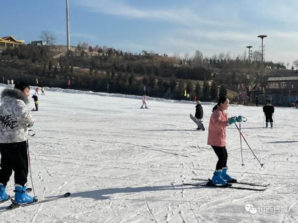 万龙|“热雪”飘万家！山西大众冰雪运动持续升温