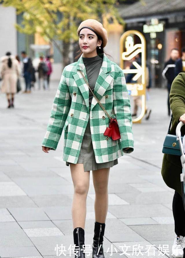 校园|可爱的校园风,适合长腿的短裙,气质更显娇俏