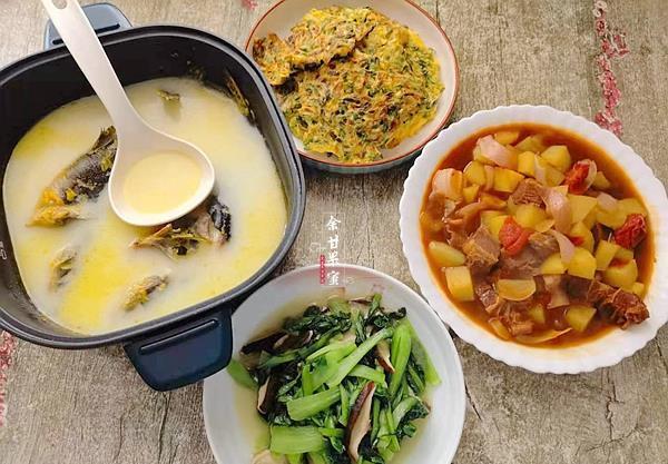 槐花|日常午餐三菜一汤，菜肴咸鲜下饭，汤品鲜美好喝，成本才30多元