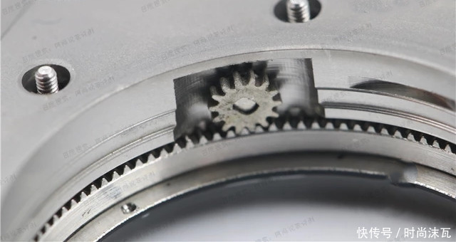 八角表壳爱彼皇家橡树爱彼15703拆解评测