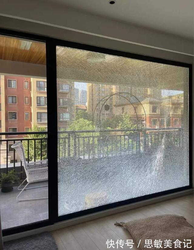 落地窗|下次装修,坚决不会为了好看做这些设计,太反人类了
