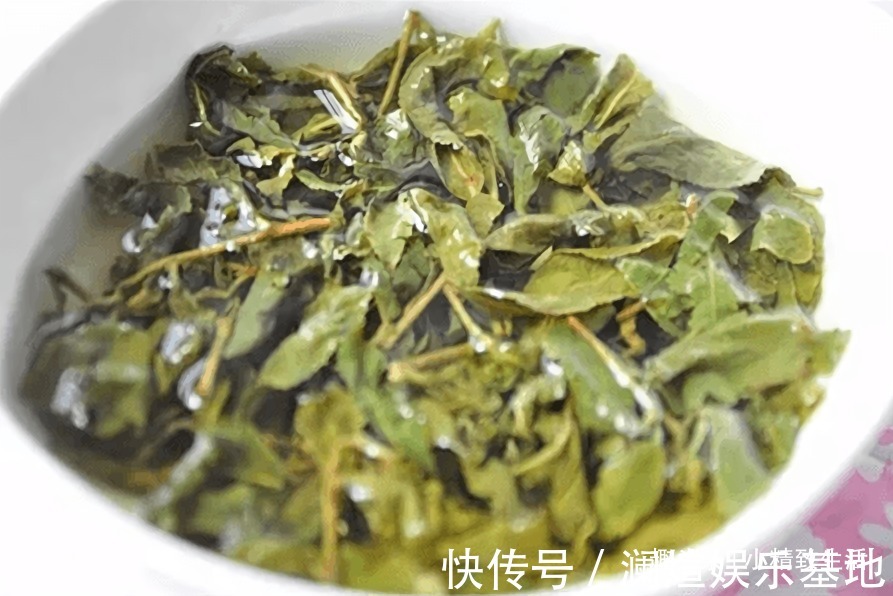 2种“废水”家家有,处理之后来浇花,根粗叶绿,半年不用施肥