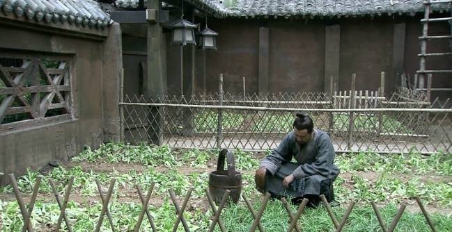 不到|从卖草鞋翻身成一国之君,刘备身上有三大特点是别的君主做不到的