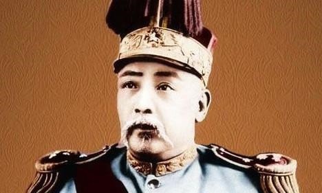 袁世凯错误|袁世凯称帝为何失败，只当了八十三天皇帝，原因在于这两个字！