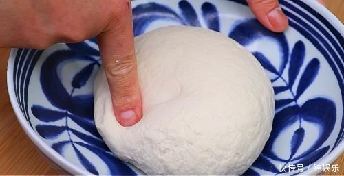 面粉这样做太好吃了,简单一做,天天都吃不腻,比油条还好吃