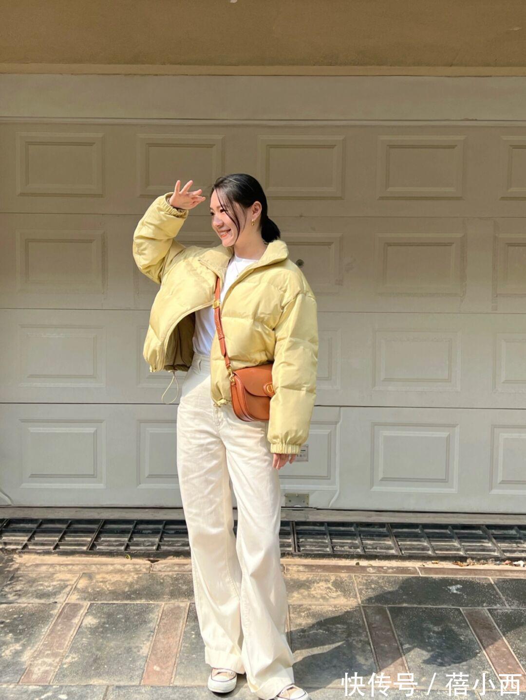 纯白色|秋冬还是穿“羽绒服”保暖又洋气,搭配公式和技巧,都帮你总结了