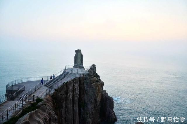 成山|中国最先看到日出的海岛，海景不输东南亚，还是难得的避暑胜地