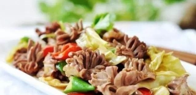 好吃到舔盘的12道家常菜，自己在家动手做，吃着放心还健康