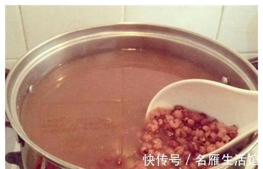 薏米|找到天然“祛湿汤”,隔几天喝一次,祛湿气排出毒素,腰肢纤细