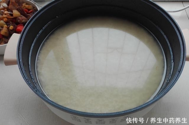 排骨|开学后,多给孩子吃这饭,增强体质少生病,补充大脑,越吃越聪明