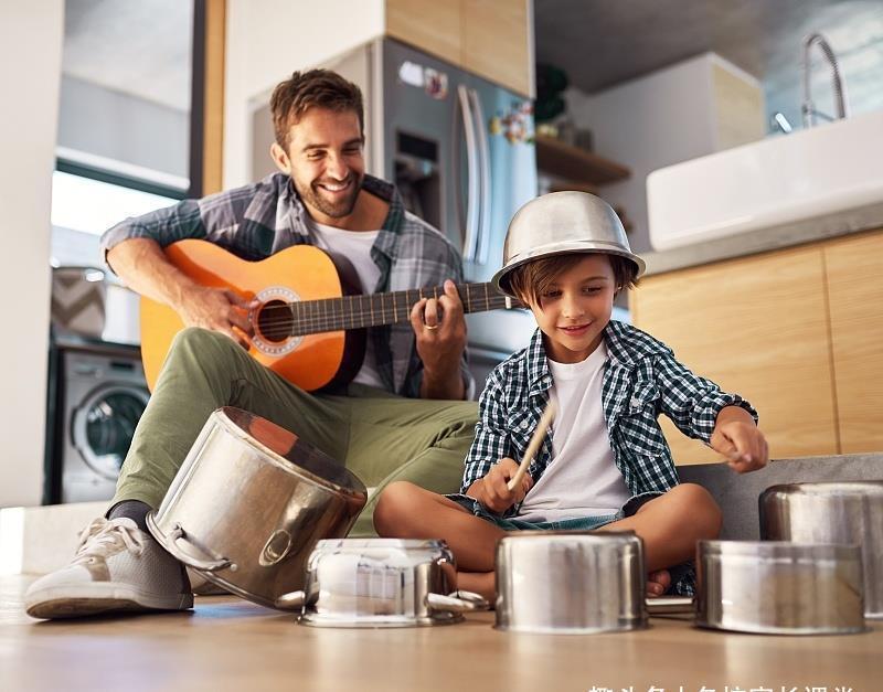 负面情绪|低情商的孩子，往往会出现3种典型表现，你有留意过吗？