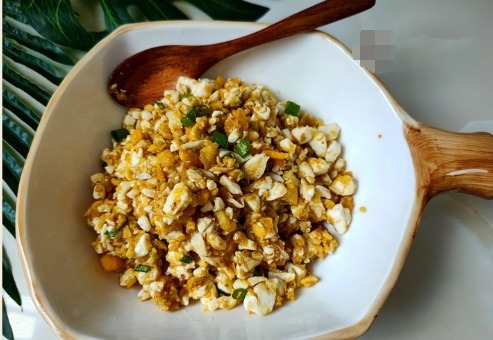 鲜美|教您一道拿手好菜,成本只要6元,简单一做比螃蟹鲜美