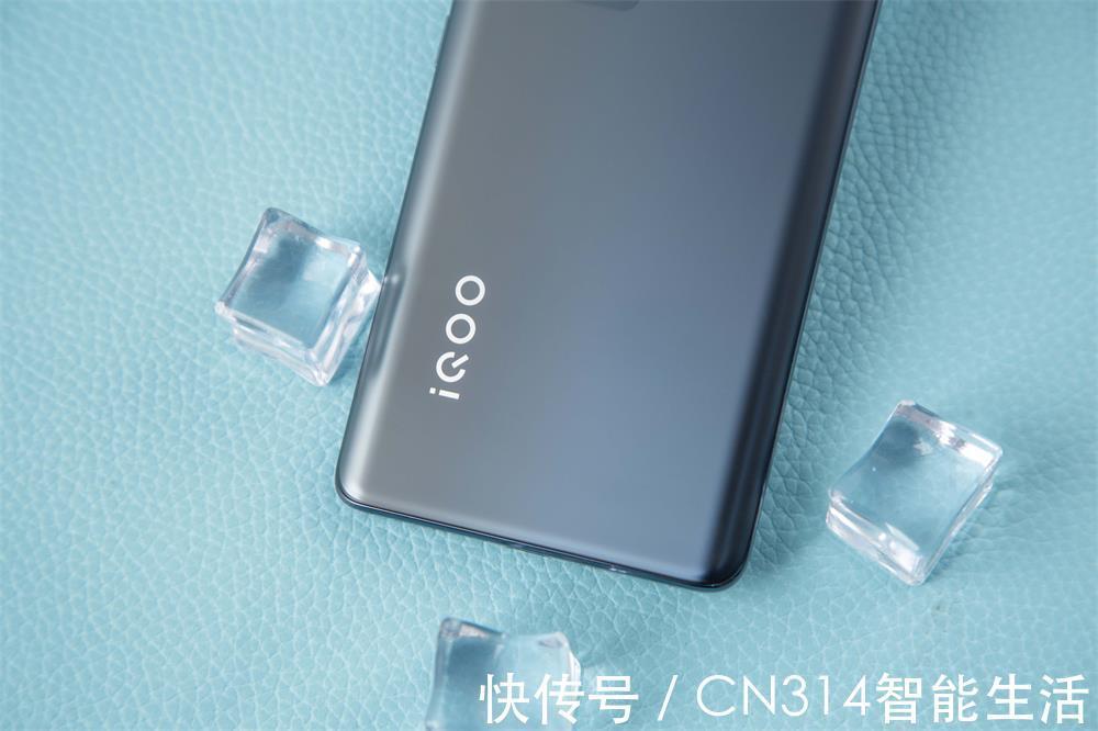 iqoo|年末的骁龙888？iQOO Neo 5S这道“前菜”是什么水平