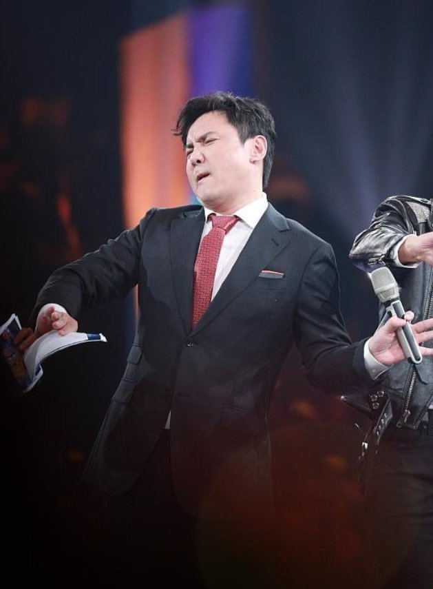 爆笑|他曾6次上春晚3次失誤，但每次失誤都成了經(jīng)典，網(wǎng)友：活該他紅！