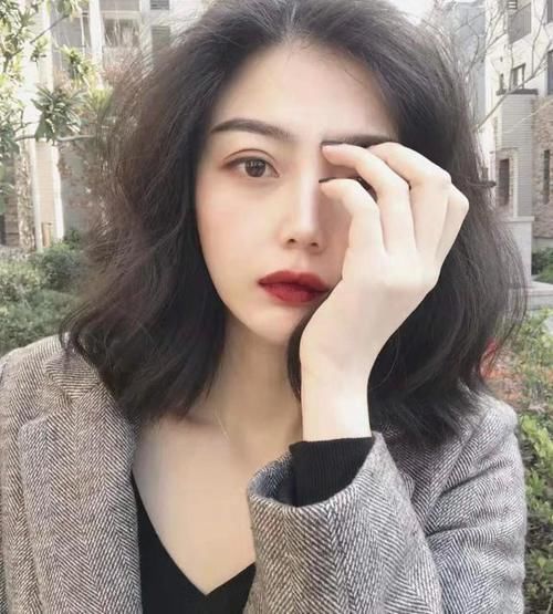 褶皱|知道你是哪种“双眼皮”吗?扇形适合化妆,平行款素颜很好看