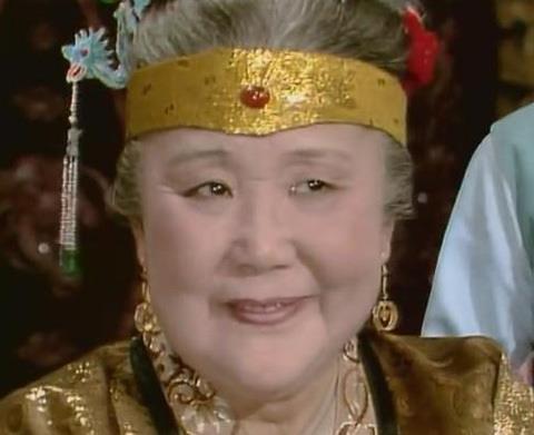 贾母赐风腌果子狸给林黛玉和贾宝玉,却让人想到了贾府的一大缺憾