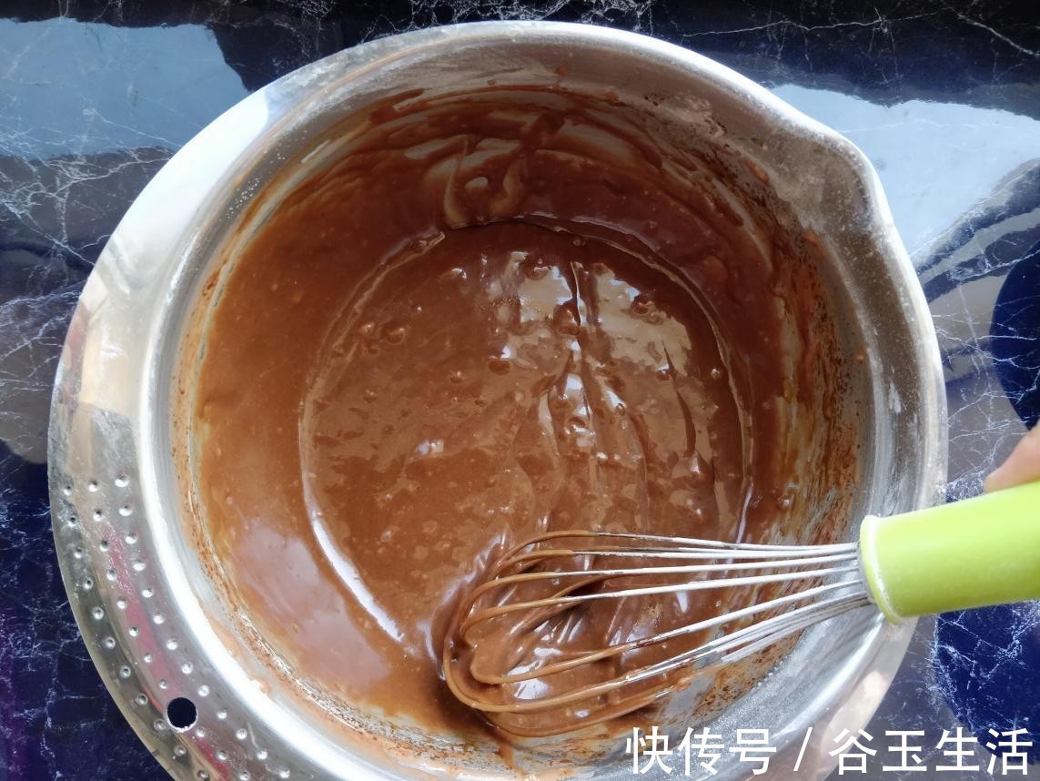 巧克力|很适合做下午茶的法式小点心，口感香甜湿软，巧克力味道浓郁