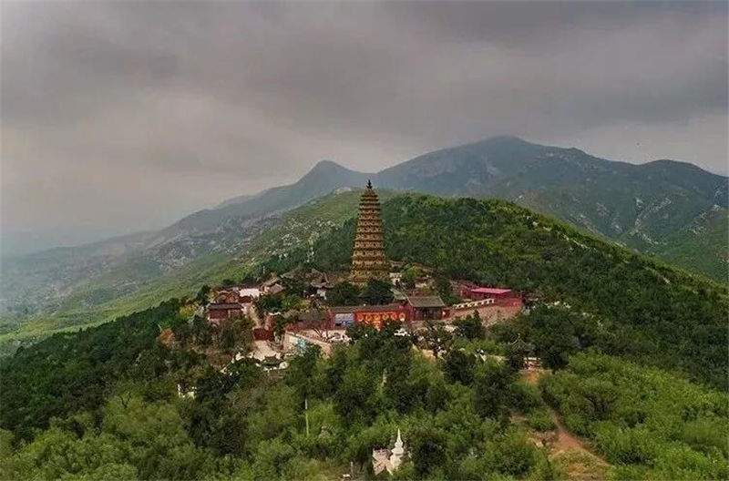 历史悠久广胜寺，美轮美奂飞虹塔，辛酸过往让人恨